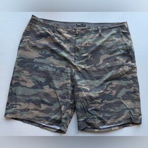 O'Neill Hybrid Board Shorts Mens Size 50 Camo Swim Trunks with Pockets Beachwear